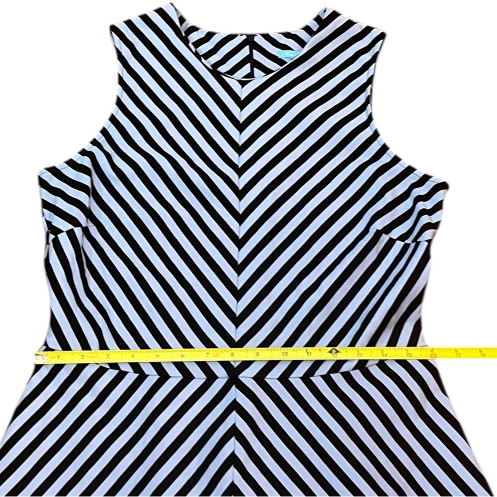 J. McLaughlin Women’s Striped V-Neck Blue and Navy Stripe Sleeveless Dress, L - Picture 3 of 8